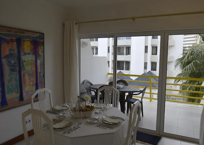 Apartamento Proximo Da Marina Vilamoura C/Piscina E Estacionamento